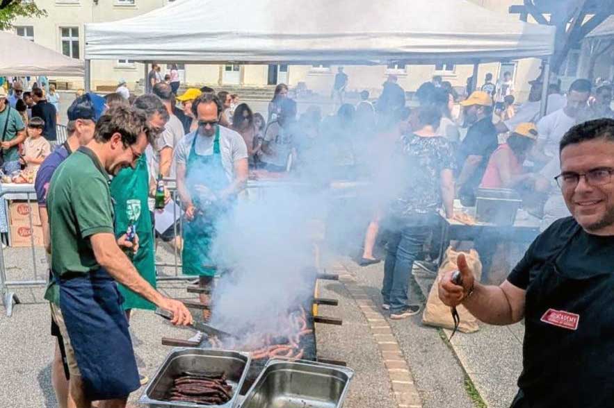 BBQ - fête du groupe scolaire SLNDBA